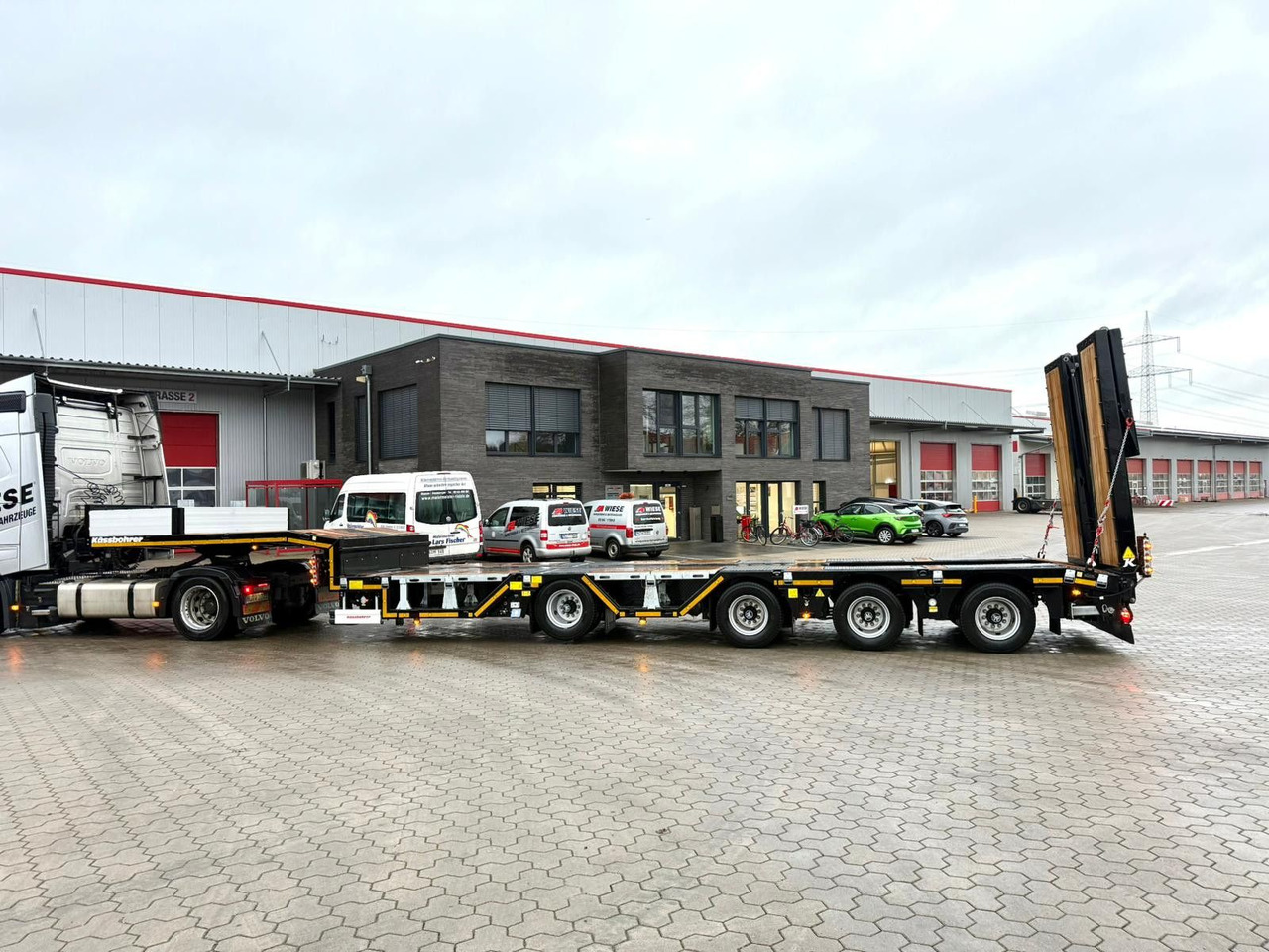 Kässbohrer K.SLA R 4 / 2N 18/40 Tieflader Radmulden tele - Niska poluprikolica za prevoz: slika 3 Kässbohrer K.SLA R 4 / 2N 18/40 Tieflader Radmulden tele - Niska poluprikolica za prevoz: slika 3