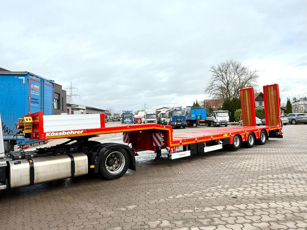 Kässbohrer K.SLS 3 / 0N 18/30 Tieflader mit hydr. Rampen - Niska poluprikolica za prevoz: slika 3 Kässbohrer K.SLS 3 / 0N 18/30 Tieflader mit hydr. Rampen - Niska poluprikolica za prevoz: slika 3