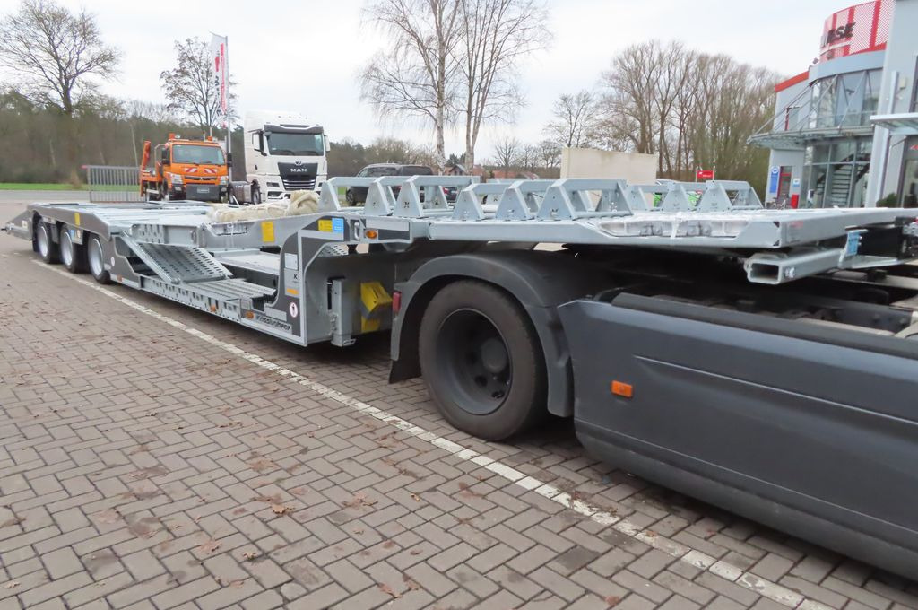 Kässbohrer K.SOK Truck/Car Transporter, Novagrau - Poluprikolica za prevoz automobila: slika 4 Kässbohrer K.SOK Truck/Car Transporter, Novagrau - Poluprikolica za prevoz automobila: slika 4