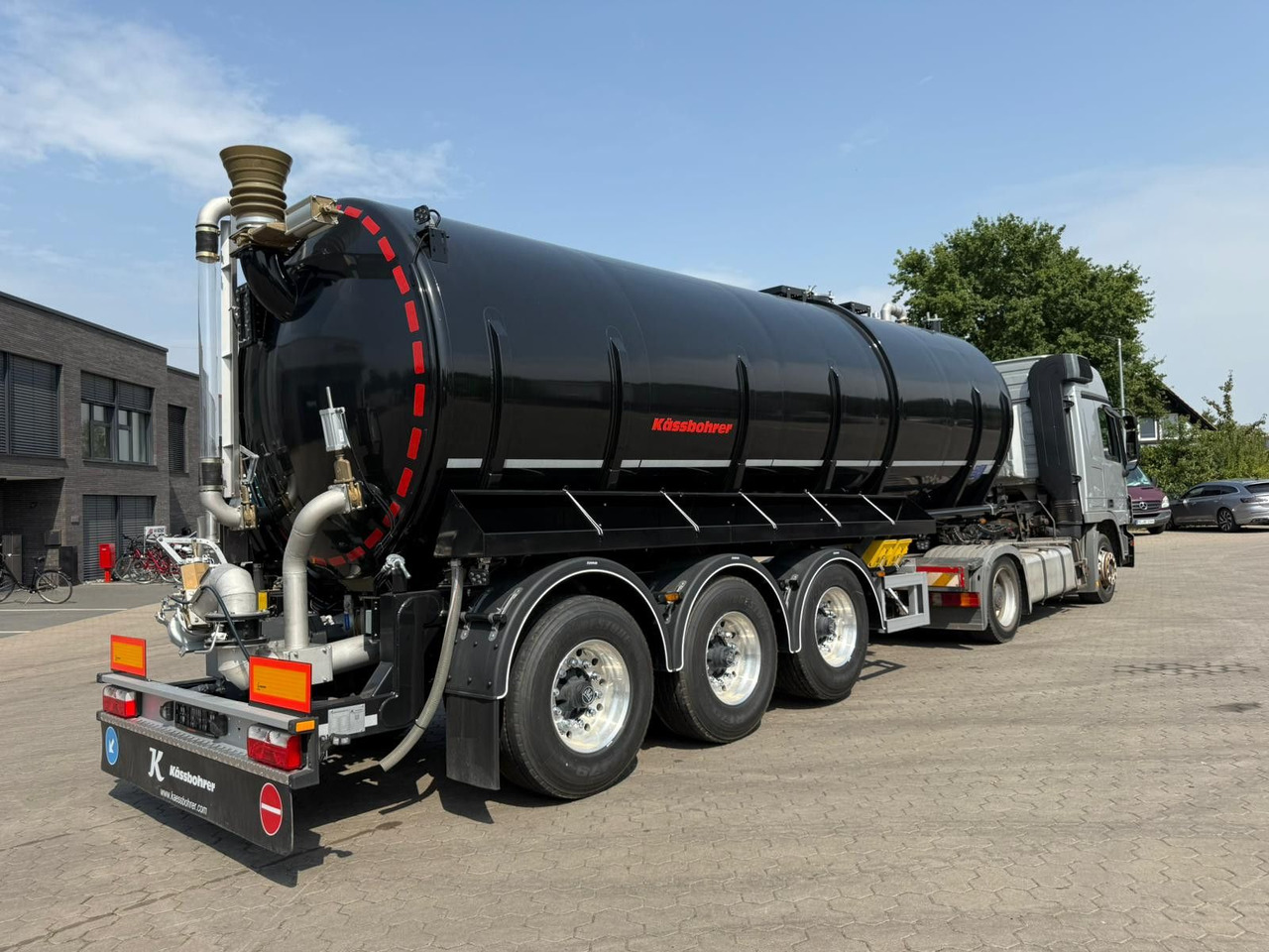 Kässbohrer K.STN L 30 Edelstahl Tanker Gülle Naturabfall - Poluprikolica cisterna: slika 2 Kässbohrer K.STN L 30 Edelstahl Tanker Gülle Naturabfall - Poluprikolica cisterna: slika 2