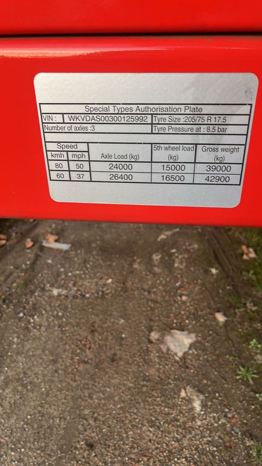 Kässbohrer KSLA RJ Mega Jumbo Tieflader tele Wie Neu - Niska poluprikolica za prevoz: slika 4 Kässbohrer KSLA RJ Mega Jumbo Tieflader tele Wie Neu - Niska poluprikolica za prevoz: slika 4