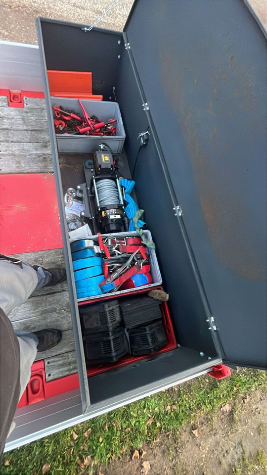 Kässbohrer KSLA RJ Mega Jumbo Tieflader tele Wie Neu - Niska poluprikolica za prevoz: slika 2 Kässbohrer KSLA RJ Mega Jumbo Tieflader tele Wie Neu - Niska poluprikolica za prevoz: slika 2