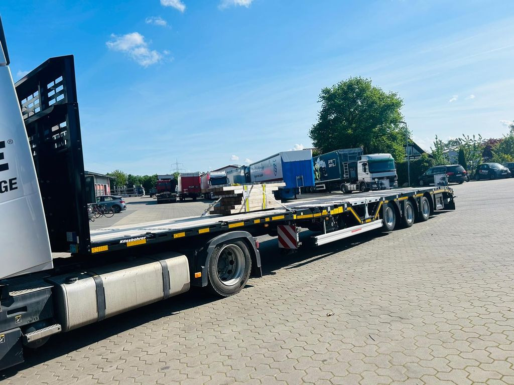 Kässbohrer Mega Tele HD Plattform Auflieger mit Radmulden - Plato poluprikolica: slika 1 Kässbohrer Mega Tele HD Plattform Auflieger mit Radmulden - Plato poluprikolica: slika 1