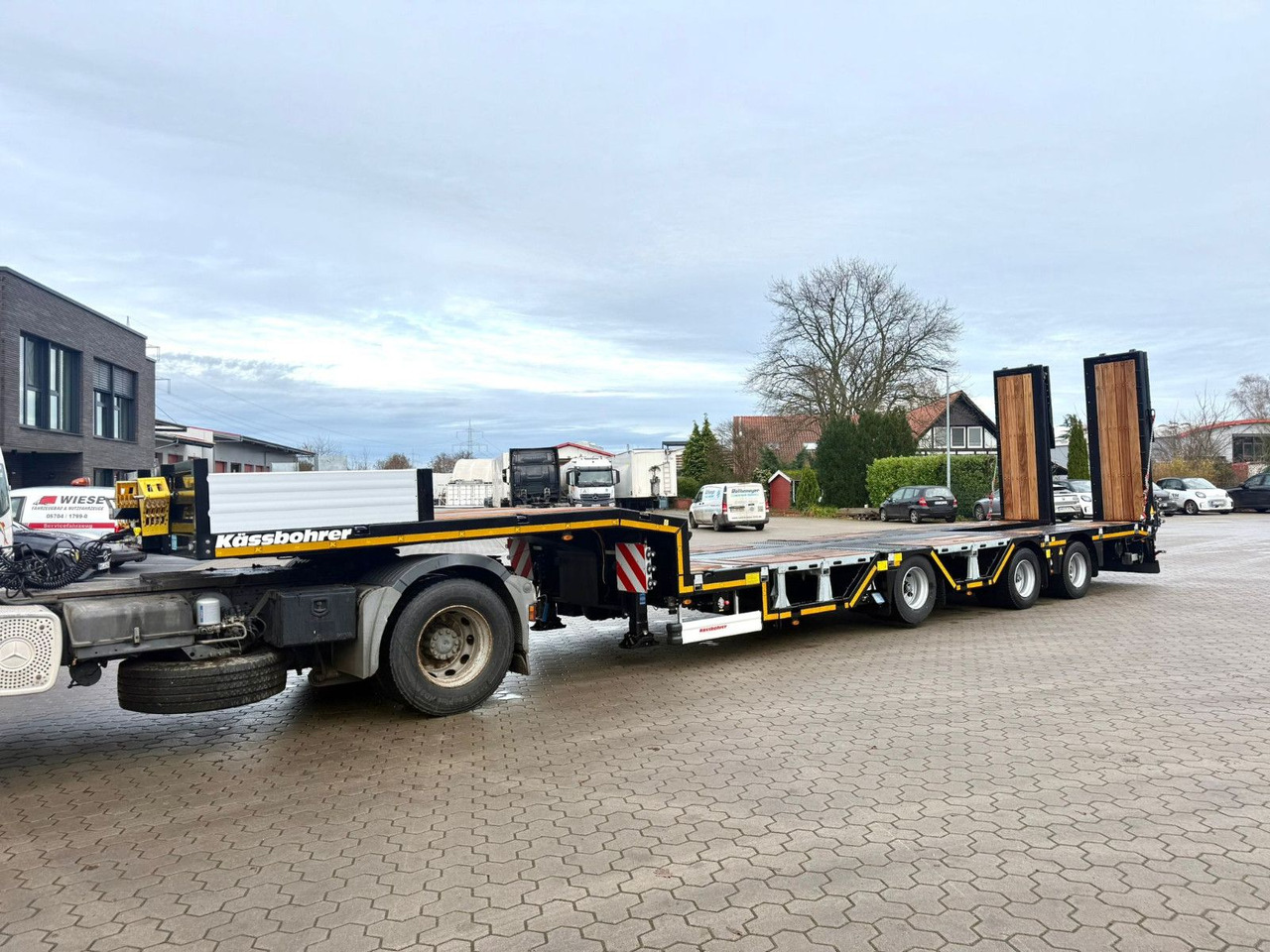 Kässbohrer SLAR3 Tele Tiefbett Radmulden metallisiert - Niska poluprikolica za prevoz: slika 3 Kässbohrer SLAR3 Tele Tiefbett Radmulden metallisiert - Niska poluprikolica za prevoz: slika 3