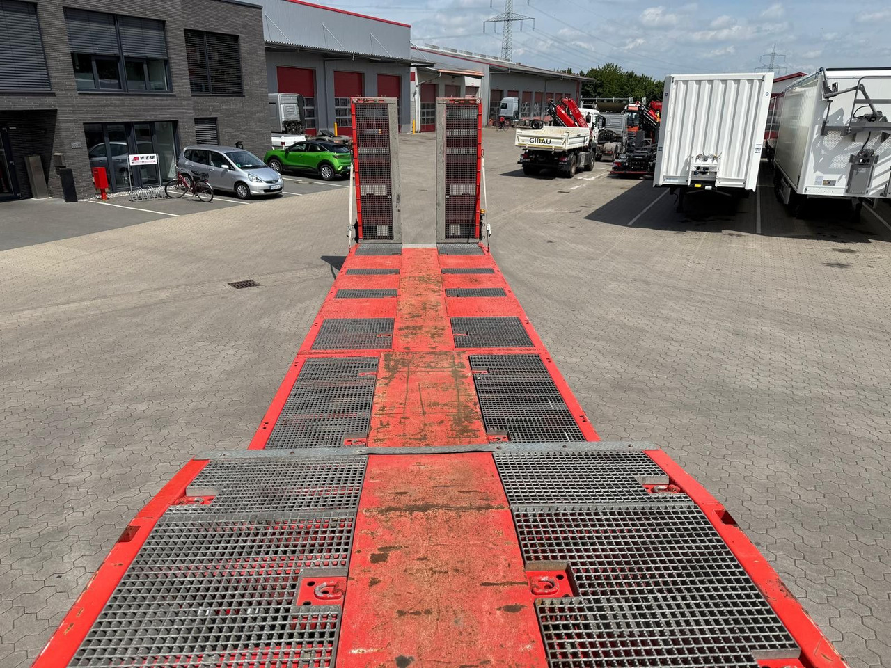 Kässbohrer SLS.HS Tieflader mit hydr. Schwanenhals - Niska poluprikolica za prevoz: slika 5 Kässbohrer SLS.HS Tieflader mit hydr. Schwanenhals - Niska poluprikolica za prevoz: slika 5