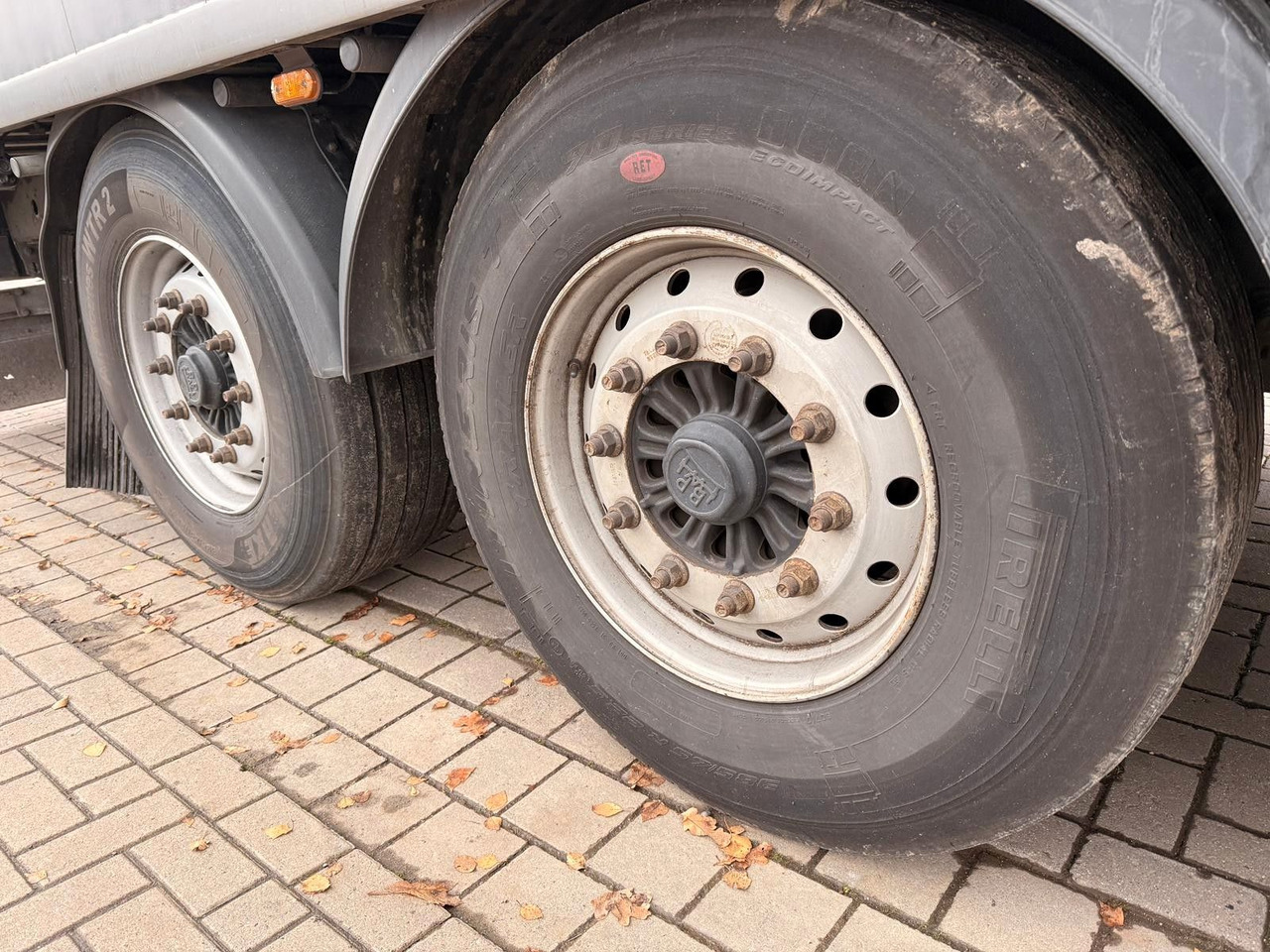 Poluprikolica sa pokretnim podom Knapen K100 Schubboden 92m³ 10mm Boden Powersheet: slika 11 Poluprikolica sa pokretnim podom Knapen K100 Schubboden 92m³ 10mm Boden Powersheet: slika 11