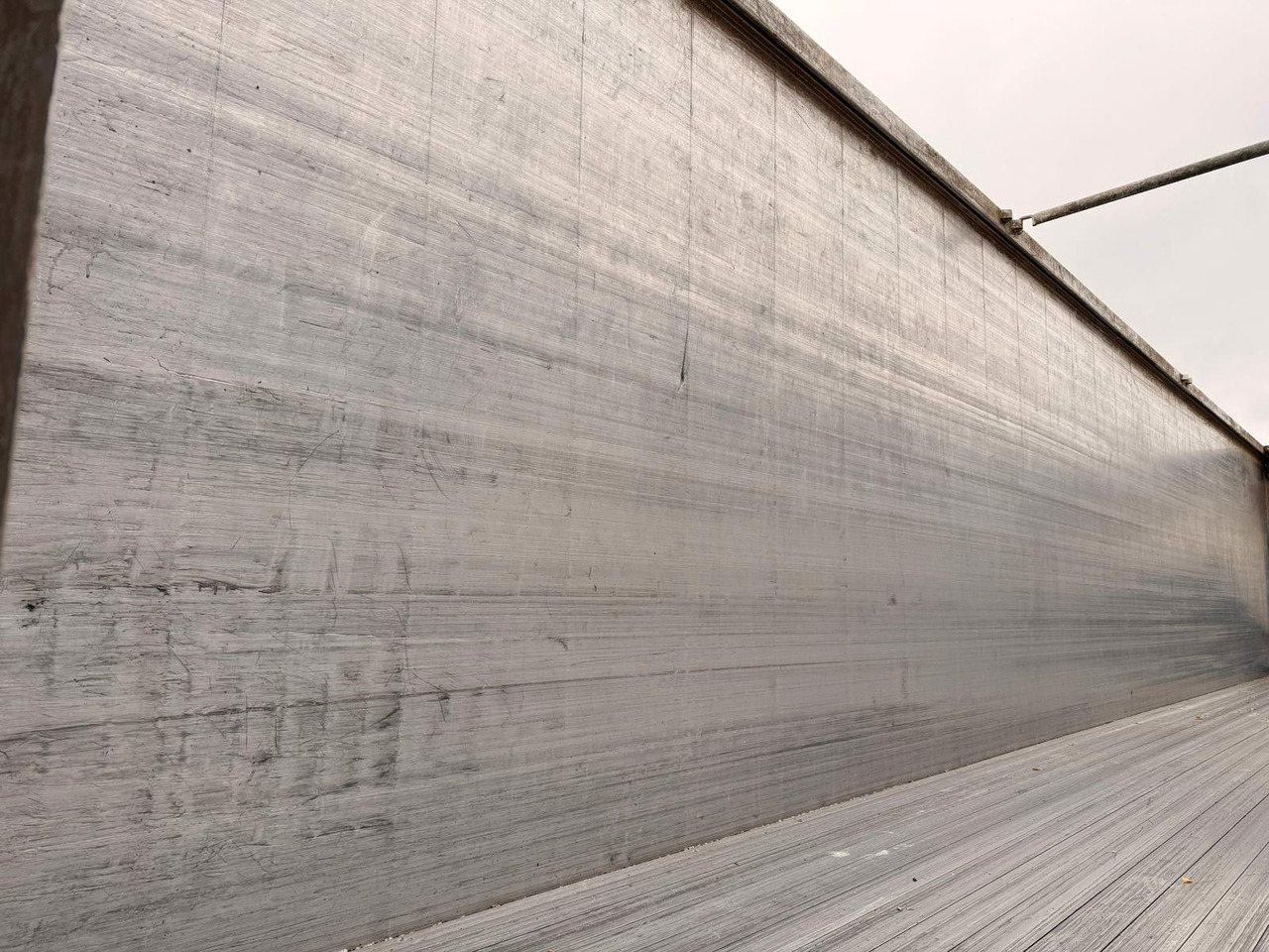 Poluprikolica sa pokretnim podom Knapen K100 Schubboden 92m³ 10mm Boden Powersheet: slika 7 Poluprikolica sa pokretnim podom Knapen K100 Schubboden 92m³ 10mm Boden Powersheet: slika 7