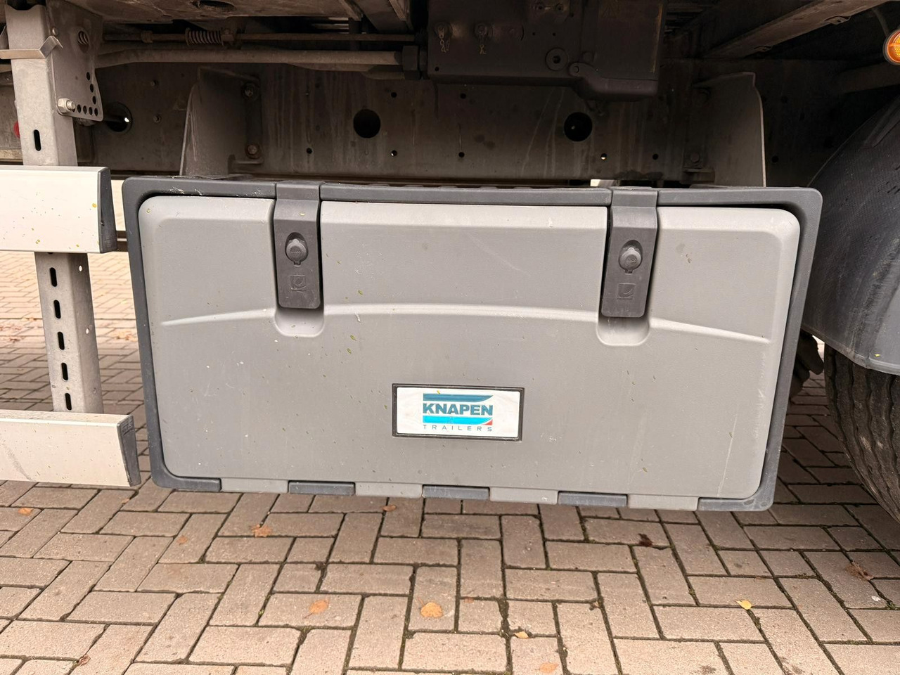 Poluprikolica sa pokretnim podom Knapen K100 Schubboden 92m³ 10mm Boden Powersheet: slika 13 Poluprikolica sa pokretnim podom Knapen K100 Schubboden 92m³ 10mm Boden Powersheet: slika 13