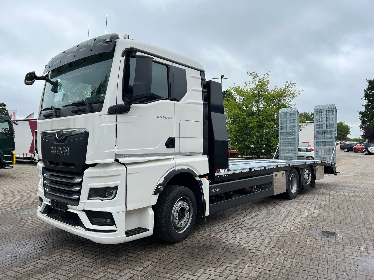 MAN Baumaschinen- Arbeitsbühnentransporter Rampen - Šlep vozilo: slika 5 MAN Baumaschinen- Arbeitsbühnentransporter Rampen - Šlep vozilo: slika 5