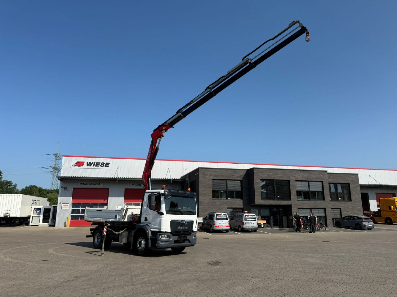 MAN TGM 18.320 4x2 BB mit Kran Fassi F135 Kipper - Istovarivač, Kamion sa dizalicom: slika 2 MAN TGM 18.320 4x2 BB mit Kran Fassi F135 Kipper - Istovarivač, Kamion sa dizalicom: slika 2
