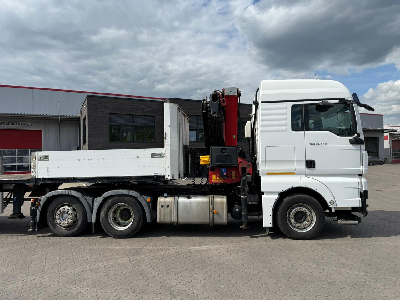 MAN TGX 26.440 6x2 mit HMF 3000-5 Kran - Kamion sa dizalicom: slika 3 MAN TGX 26.440 6x2 mit HMF 3000-5 Kran - Kamion sa dizalicom: slika 3