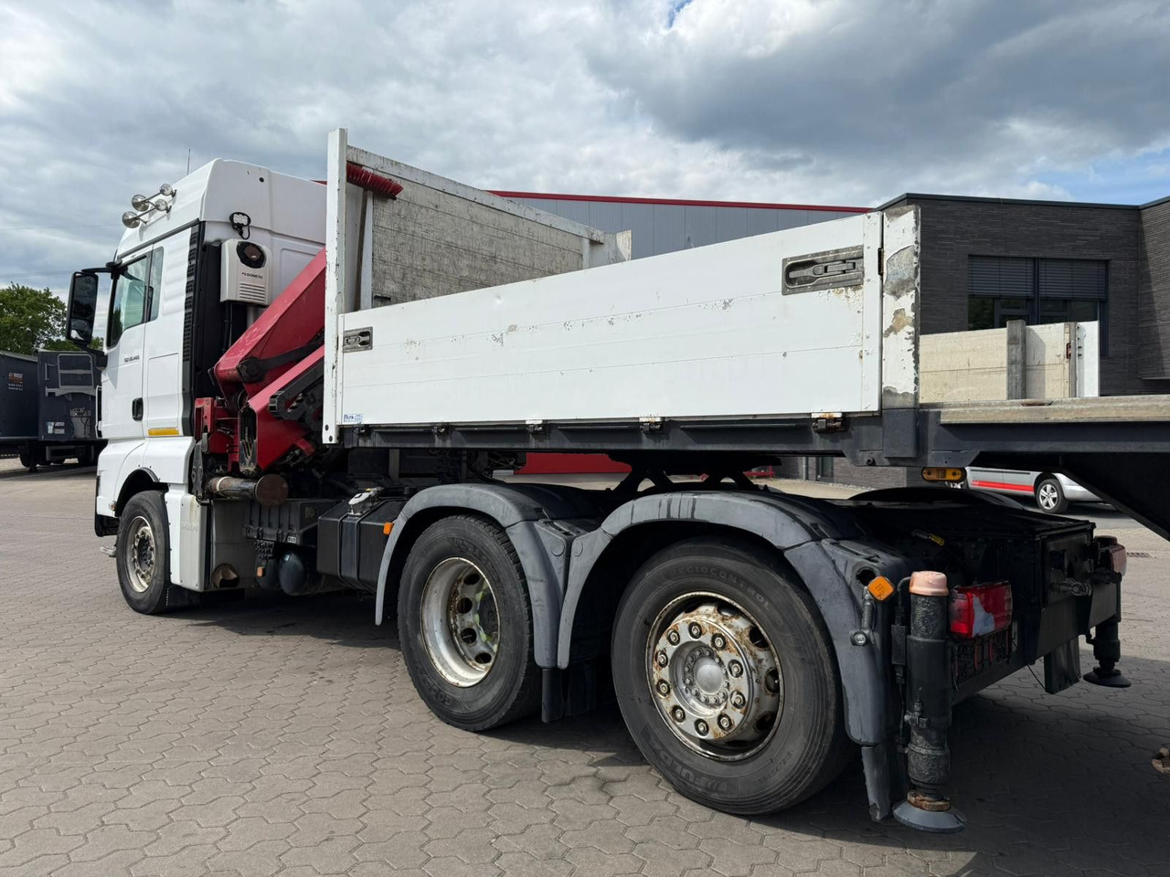 MAN TGX 26.440 6x2 mit HMF 3000-5 Kran - Kamion sa dizalicom: slika 5 MAN TGX 26.440 6x2 mit HMF 3000-5 Kran - Kamion sa dizalicom: slika 5