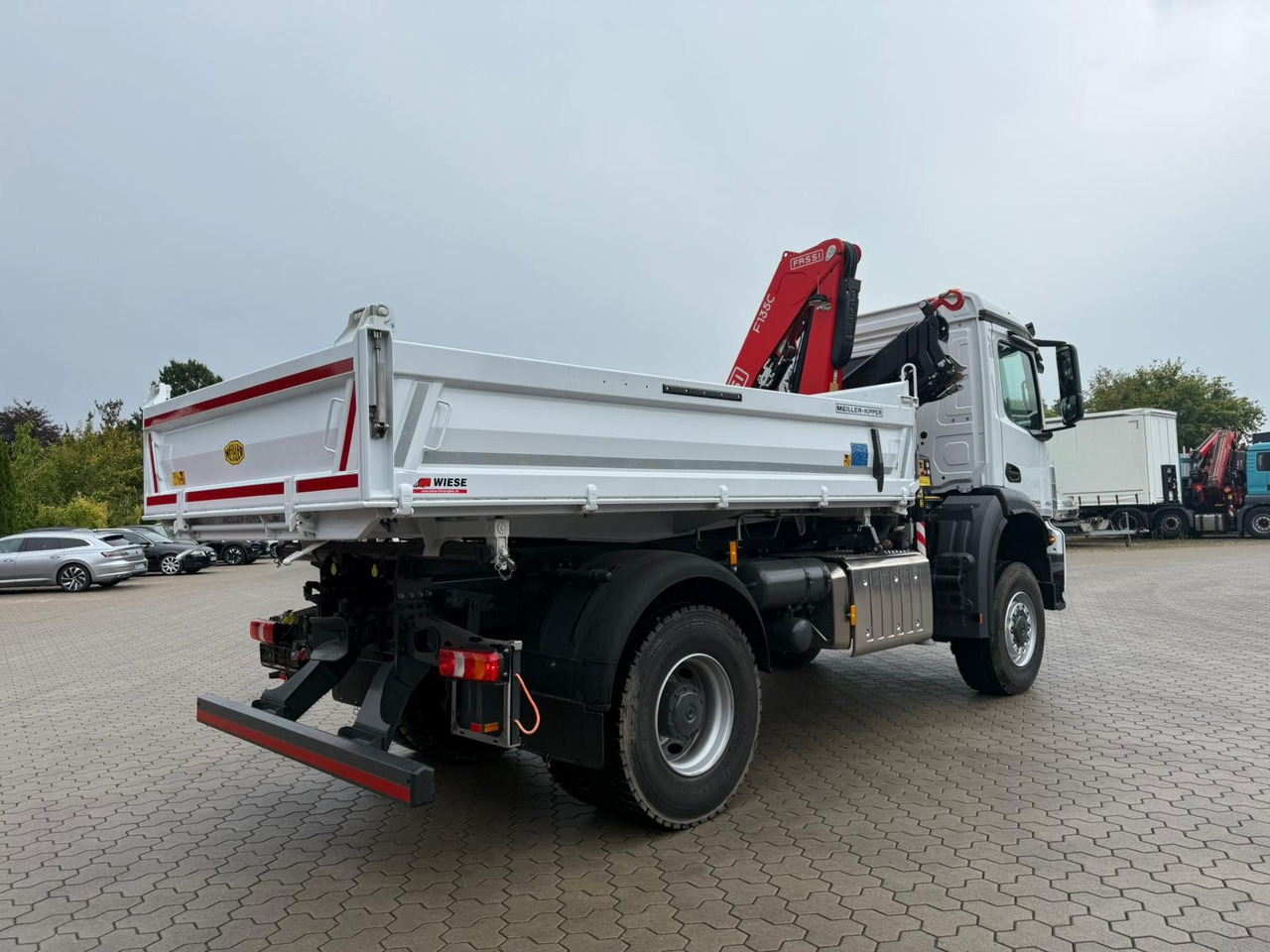 Mercedes-Benz Arocs 1835 4x2 Meiller Fassi F135 Kran Kipper - Istovarivač, Kamion sa dizalicom: slika 4 Mercedes-Benz Arocs 1835 4x2 Meiller Fassi F135 Kran Kipper - Istovarivač, Kamion sa dizalicom: slika 4