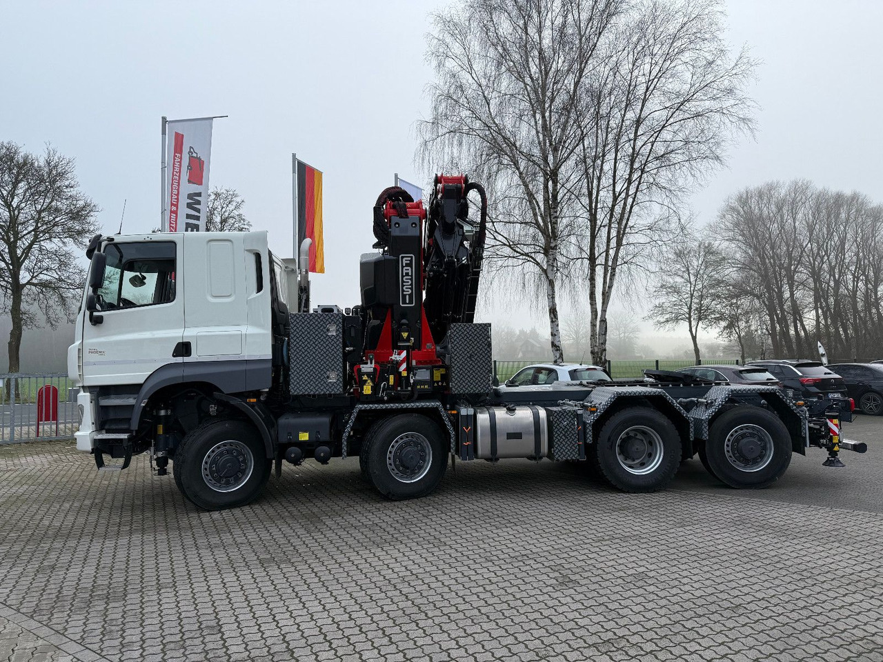 Tatra 41.500 8x8 Phoenix Fassi F710 Kran - Kamion sa tovarnim sandukom, Kamion sa dizalicom: slika 5 Tatra 41.500 8x8 Phoenix Fassi F710 Kran - Kamion sa tovarnim sandukom, Kamion sa dizalicom: slika 5