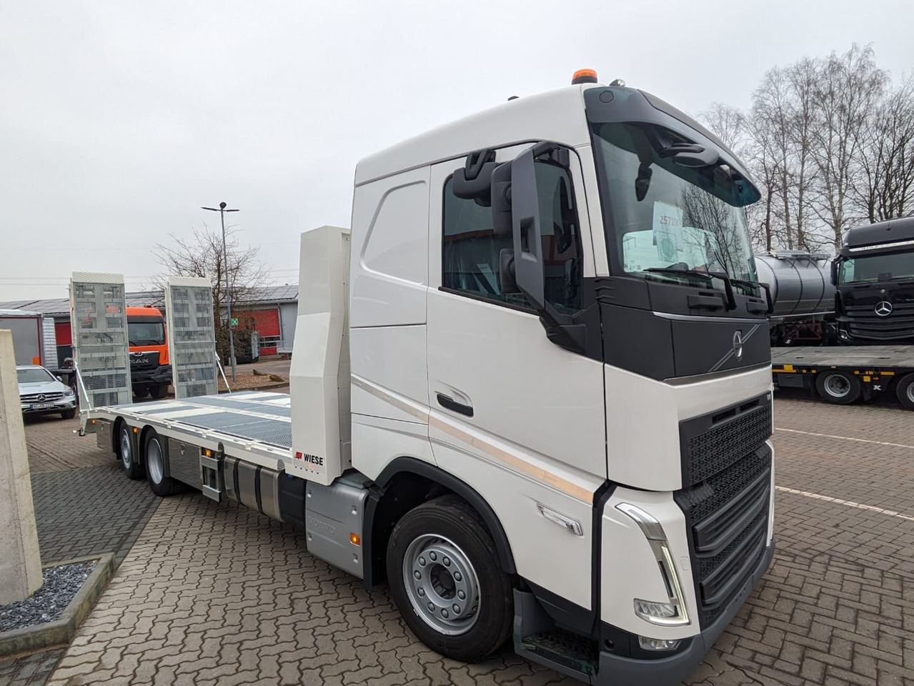 Volvo FH 420 Maschinentransporter Rampennen. - Šlep vozilo: slika 2 Volvo FH 420 Maschinentransporter Rampennen. - Šlep vozilo: slika 2