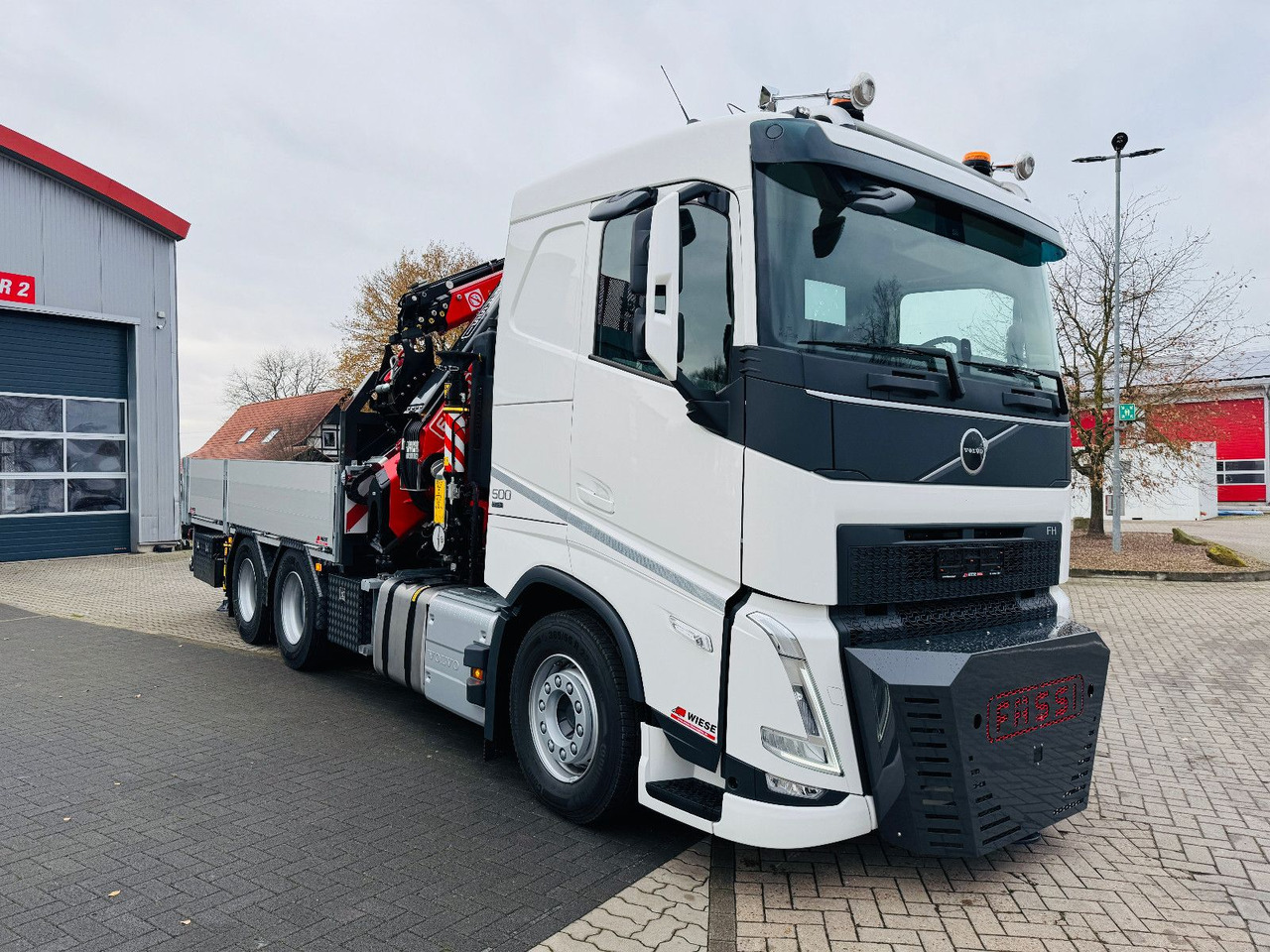 Volvo FH500 6x4 Fassi F545RA 2.27 mit Jib und Winde - Kamion sa dizalicom: slika 2 Volvo FH500 6x4 Fassi F545RA 2.27 mit Jib und Winde - Kamion sa dizalicom: slika 2