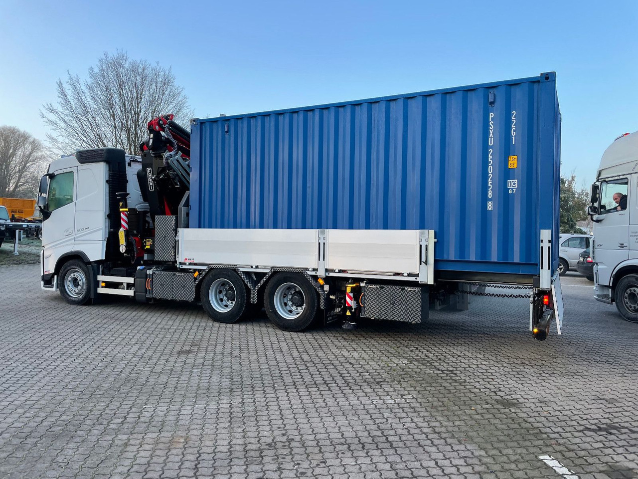 Volvo FH500 6x4 Fassi F545RA 2.27 mit Jib und Winde - Kamion sa dizalicom: slika 3 Volvo FH500 6x4 Fassi F545RA 2.27 mit Jib und Winde - Kamion sa dizalicom: slika 3