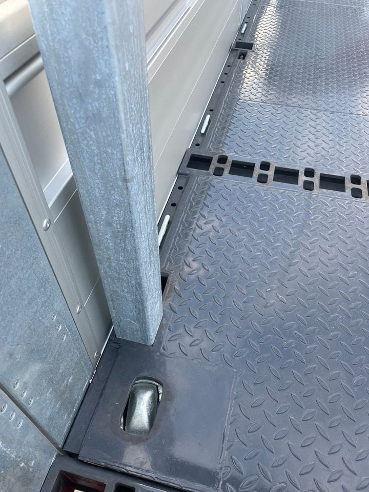 Volvo FMX 500 FASSI Ladekran F545 JIB & Winde Sofort - Kamion sa dizalicom: slika 5 Volvo FMX 500 FASSI Ladekran F545 JIB & Winde Sofort - Kamion sa dizalicom: slika 5