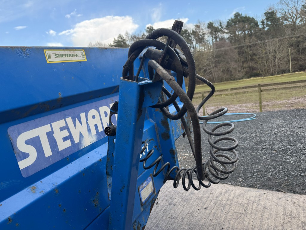 Stewart Bale trailer - Traktor: slika 1 Stewart Bale trailer - Traktor: slika 1