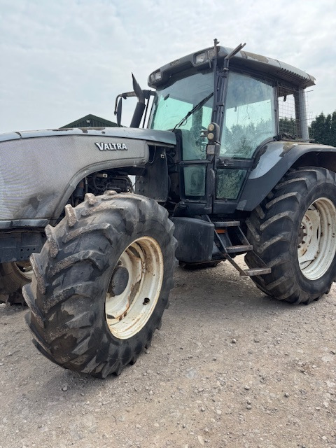 VALTRA T130 - Traktor: slika 4 VALTRA T130 - Traktor: slika 4