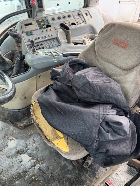 VALTRA T130 - Traktor: slika 5 VALTRA T130 - Traktor: slika 5