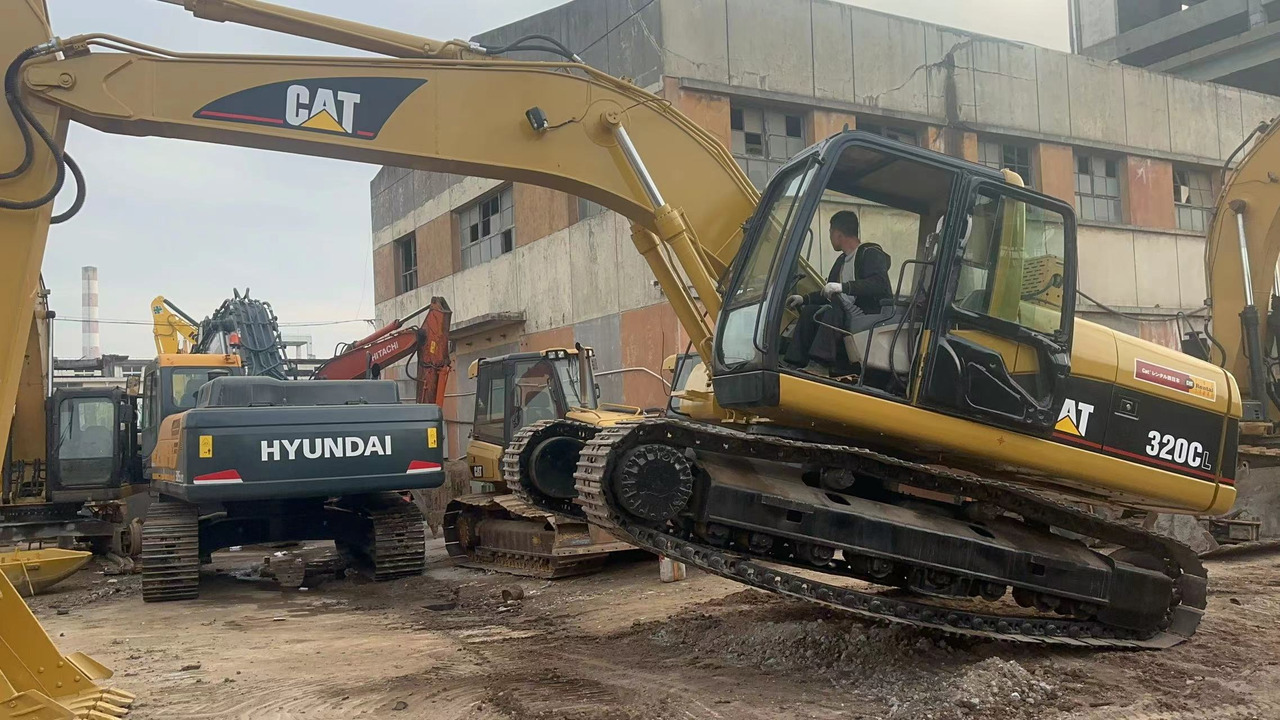CATERPILLAR 320C 320B 320BL 325B - Bager guseničar: slika 1 CATERPILLAR 320C 320B 320BL 325B - Bager guseničar: slika 1