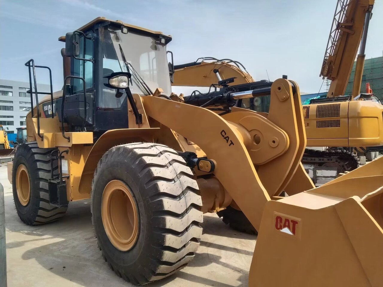 CATERPILLAR 950GC - Utovarivač točkaš: slika 2 CATERPILLAR 950GC - Utovarivač točkaš: slika 2