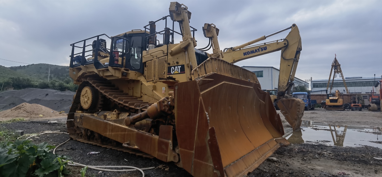 CATERPILLAR D10R - Buldožer: slika 4 CATERPILLAR D10R - Buldožer: slika 4