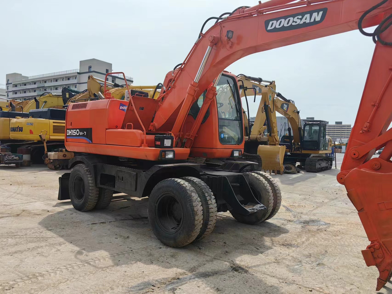 DOOSAN DH150W-7 - Bager točkaš: slika 3 DOOSAN DH150W-7 - Bager točkaš: slika 3