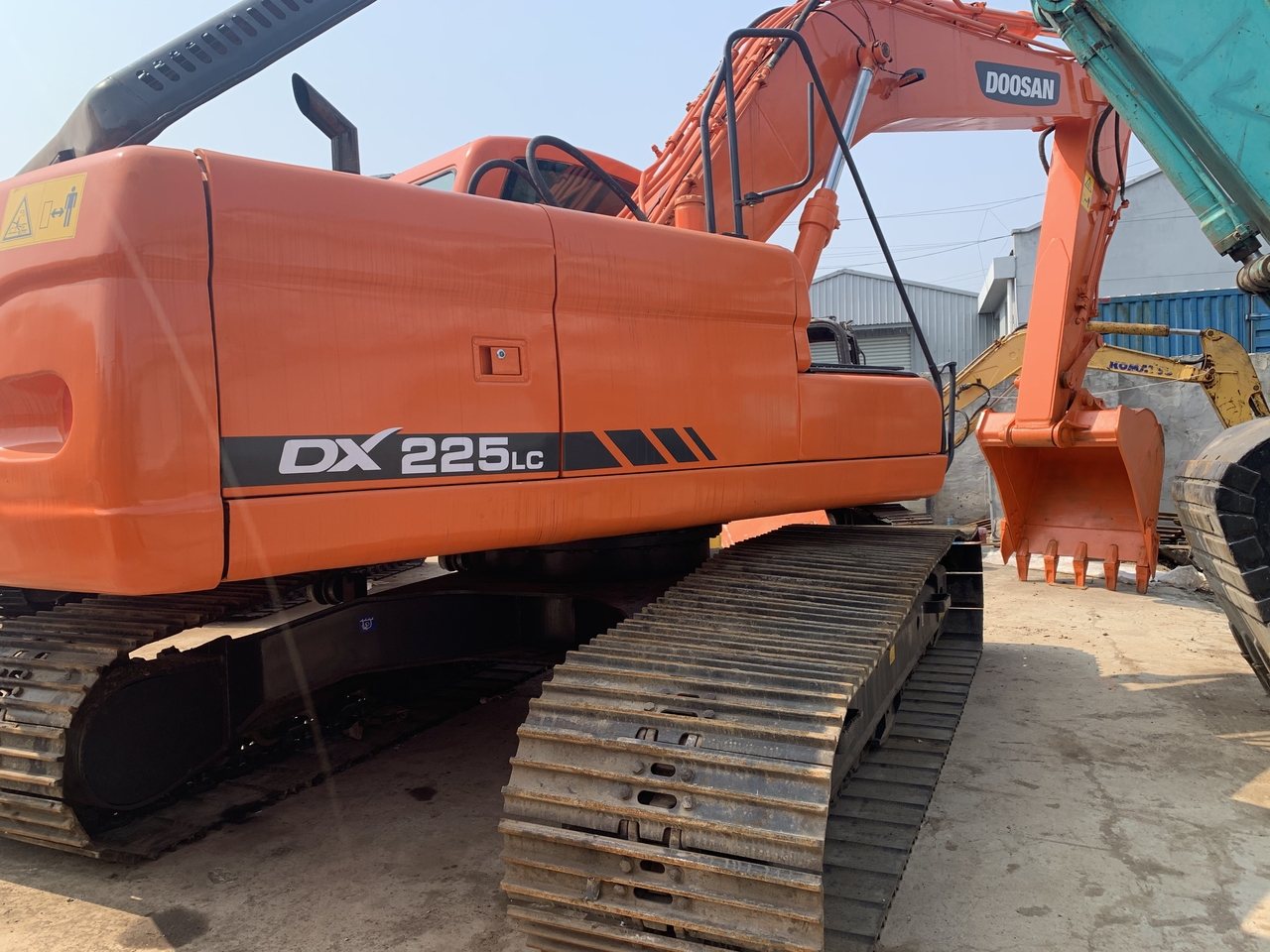 DOOSAN DX225LC-excavator - Bager guseničar: slika 3 DOOSAN DX225LC-excavator - Bager guseničar: slika 3