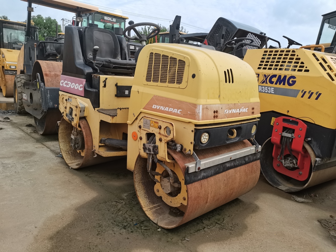 DYNAPAC CC300C - Valjak: slika 1 DYNAPAC CC300C - Valjak: slika 1