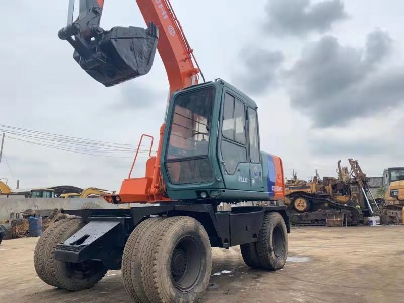 HITACHI EX120WD - Bager točkaš: slika 3 HITACHI EX120WD - Bager točkaš: slika 3