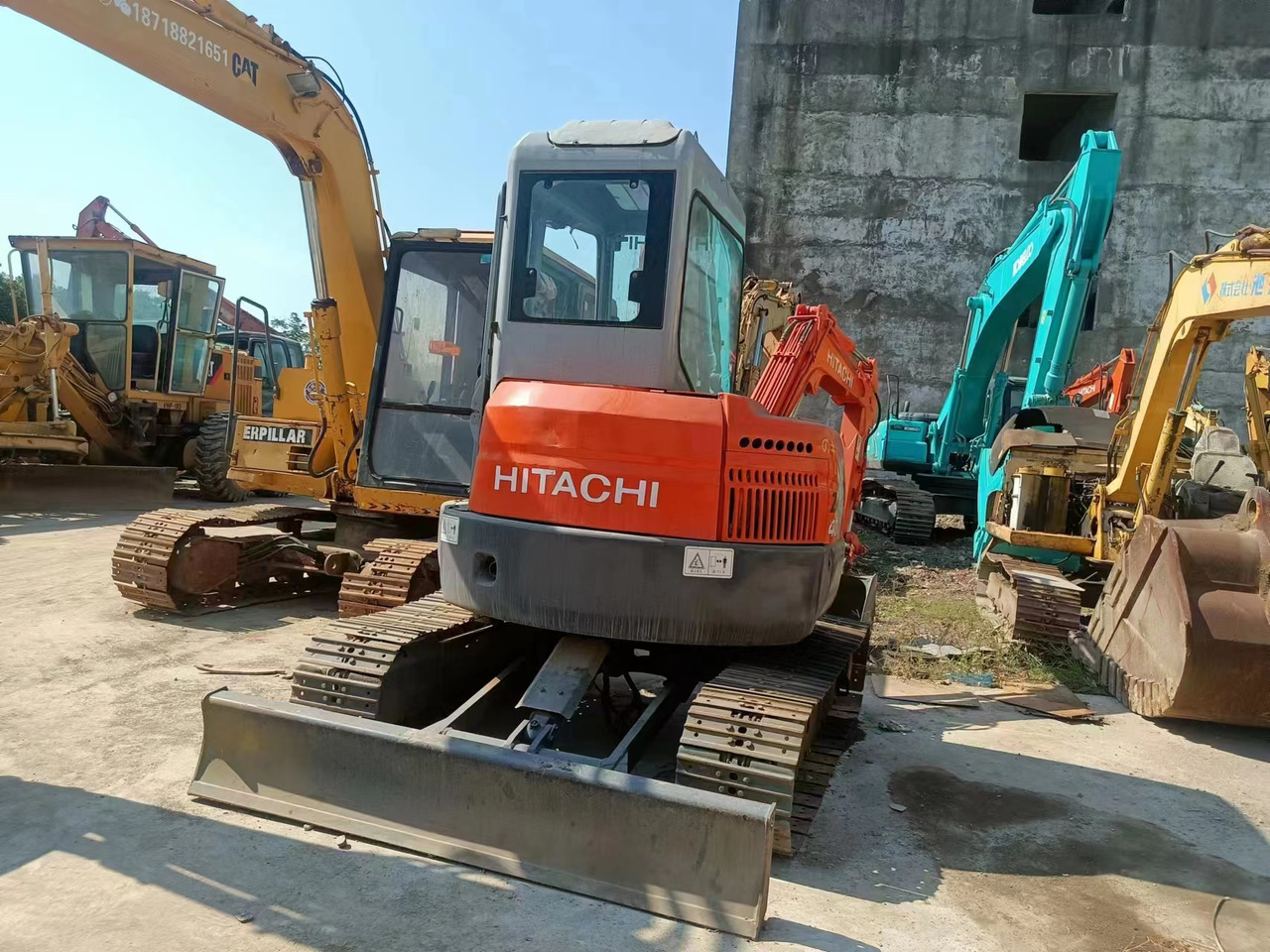 HITACHI ZX40U - Bager guseničar: slika 4 HITACHI ZX40U - Bager guseničar: slika 4