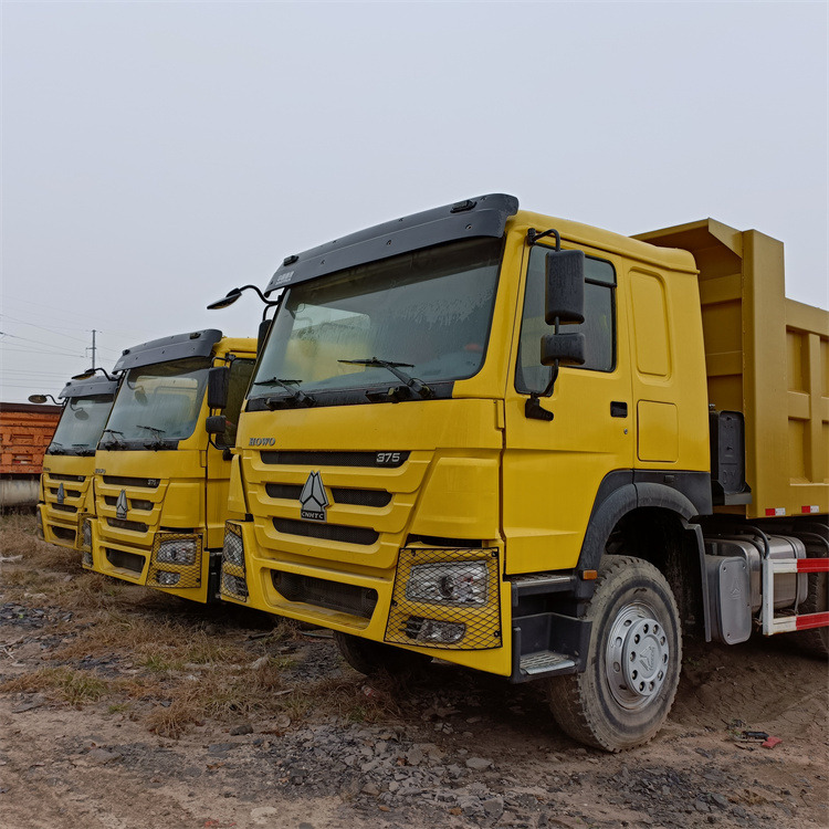 Istovarivač HOWO 6x4-375hp-Yellow: slika 13