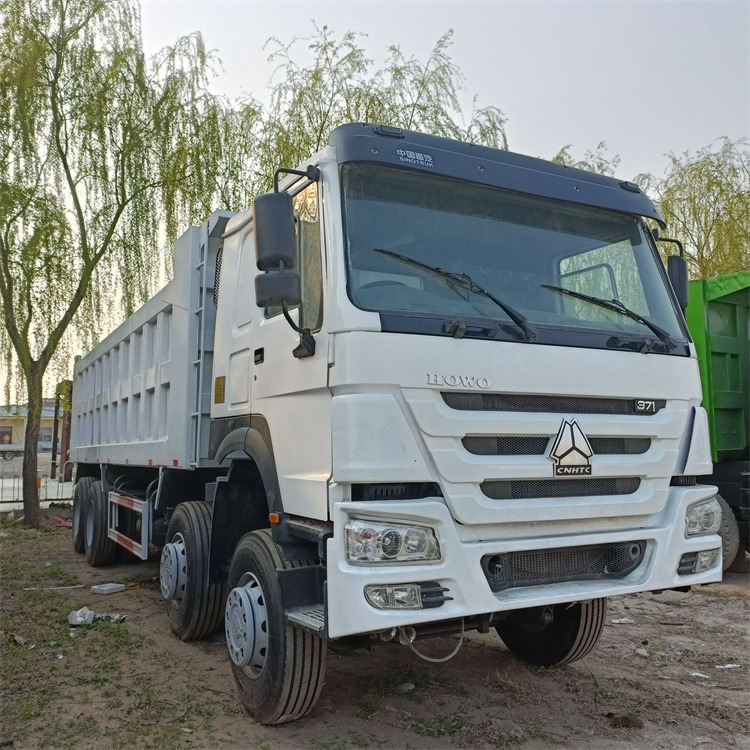 HOWO 8x4 371hp-White -tipper - Istovarivač: slika 5 HOWO 8x4 371hp-White -tipper - Istovarivač: slika 5