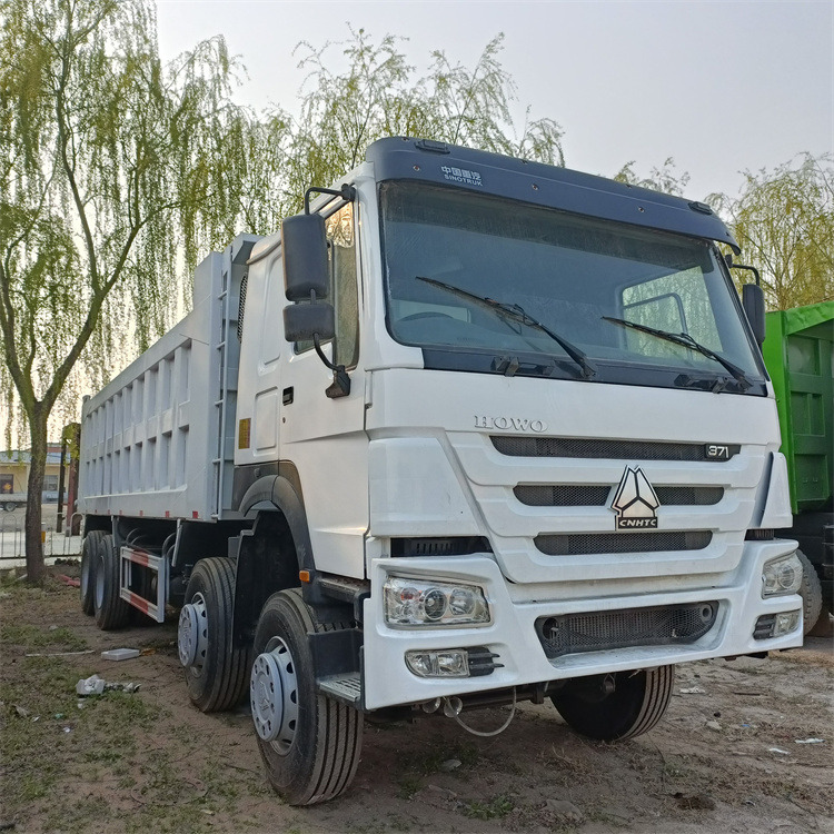 HOWO HOWO 371-white-tipper - Istovarivač: slika 4 HOWO HOWO 371-white-tipper - Istovarivač: slika 4