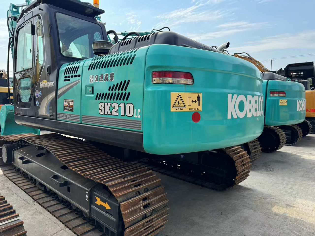 KOBELCO SK210-8 - Bager: slika 2 KOBELCO SK210-8 - Bager: slika 2