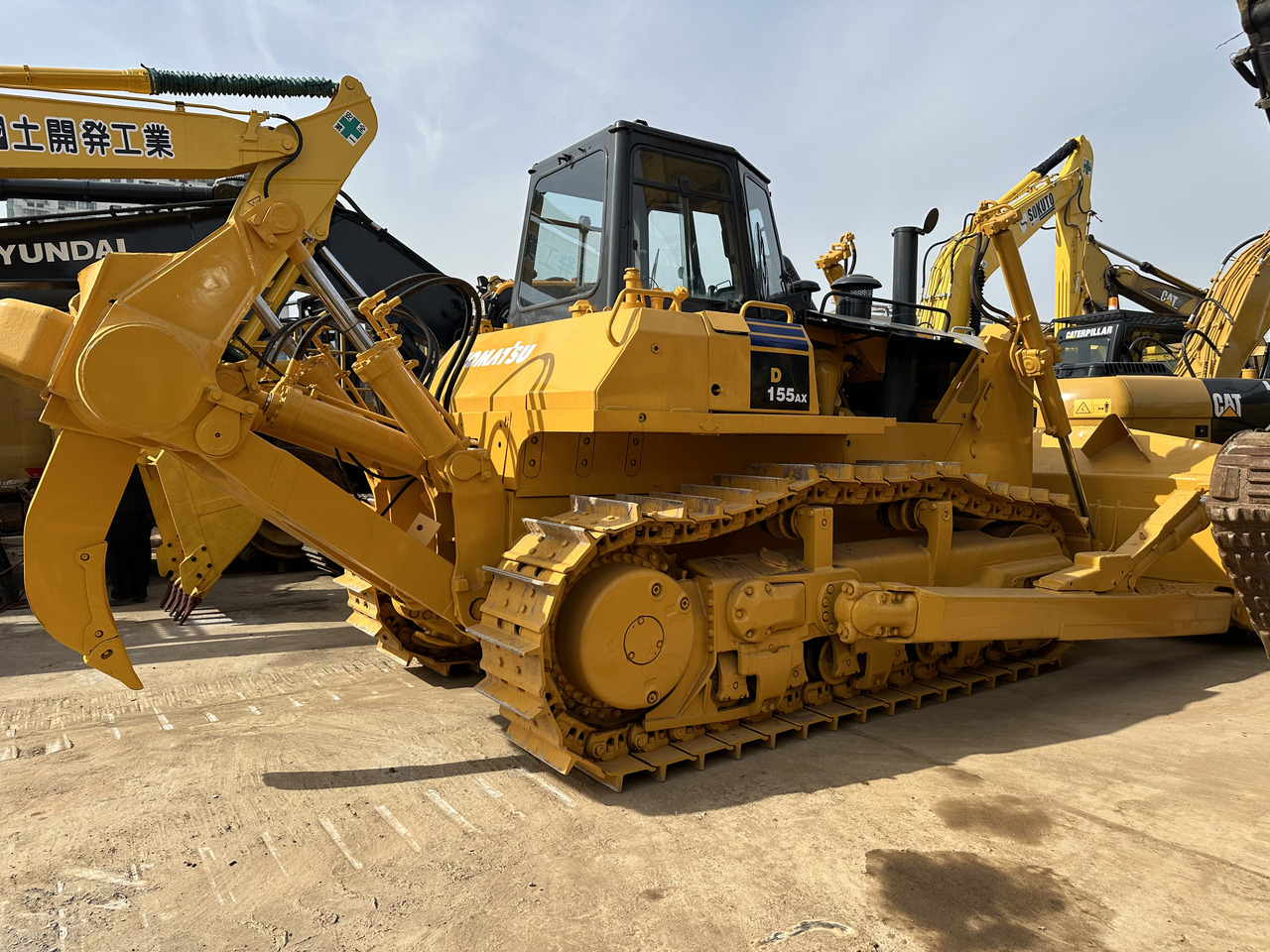 KOMATSU D155A-2 - Buldožer: slika 1 KOMATSU D155A-2 - Buldožer: slika 1