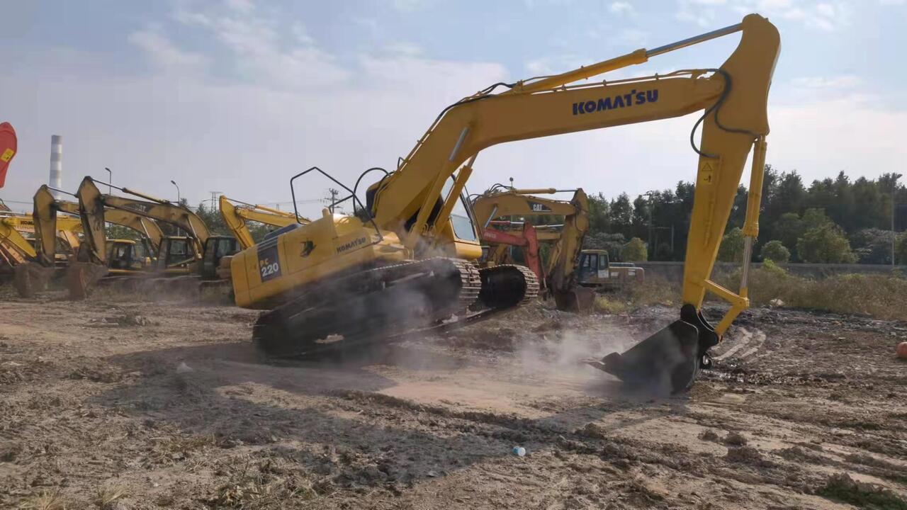 KOMATSU PC220-7 - Bager guseničar: slika 5 KOMATSU PC220-7 - Bager guseničar: slika 5