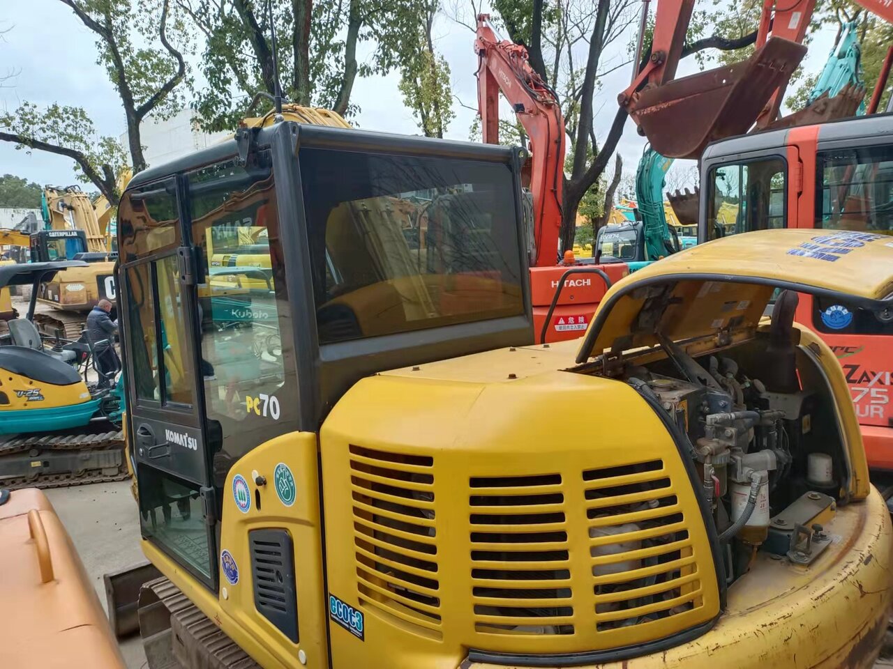 KOMATSU PC70-mini excavator - Mini bager: slika 3 KOMATSU PC70-mini excavator - Mini bager: slika 3