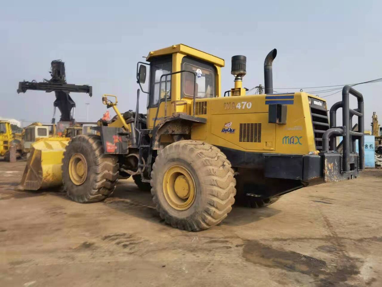 KOMATSU WA470-3 - Utovarivač točkaš: slika 2 KOMATSU WA470-3 - Utovarivač točkaš: slika 2