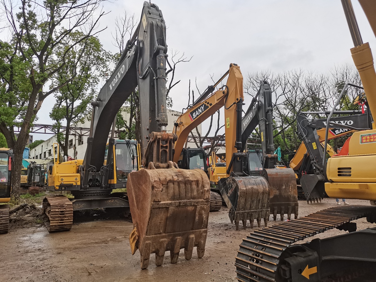 VOLVO EC290BLC - Bager guseničar: slika 2 VOLVO EC290BLC - Bager guseničar: slika 2