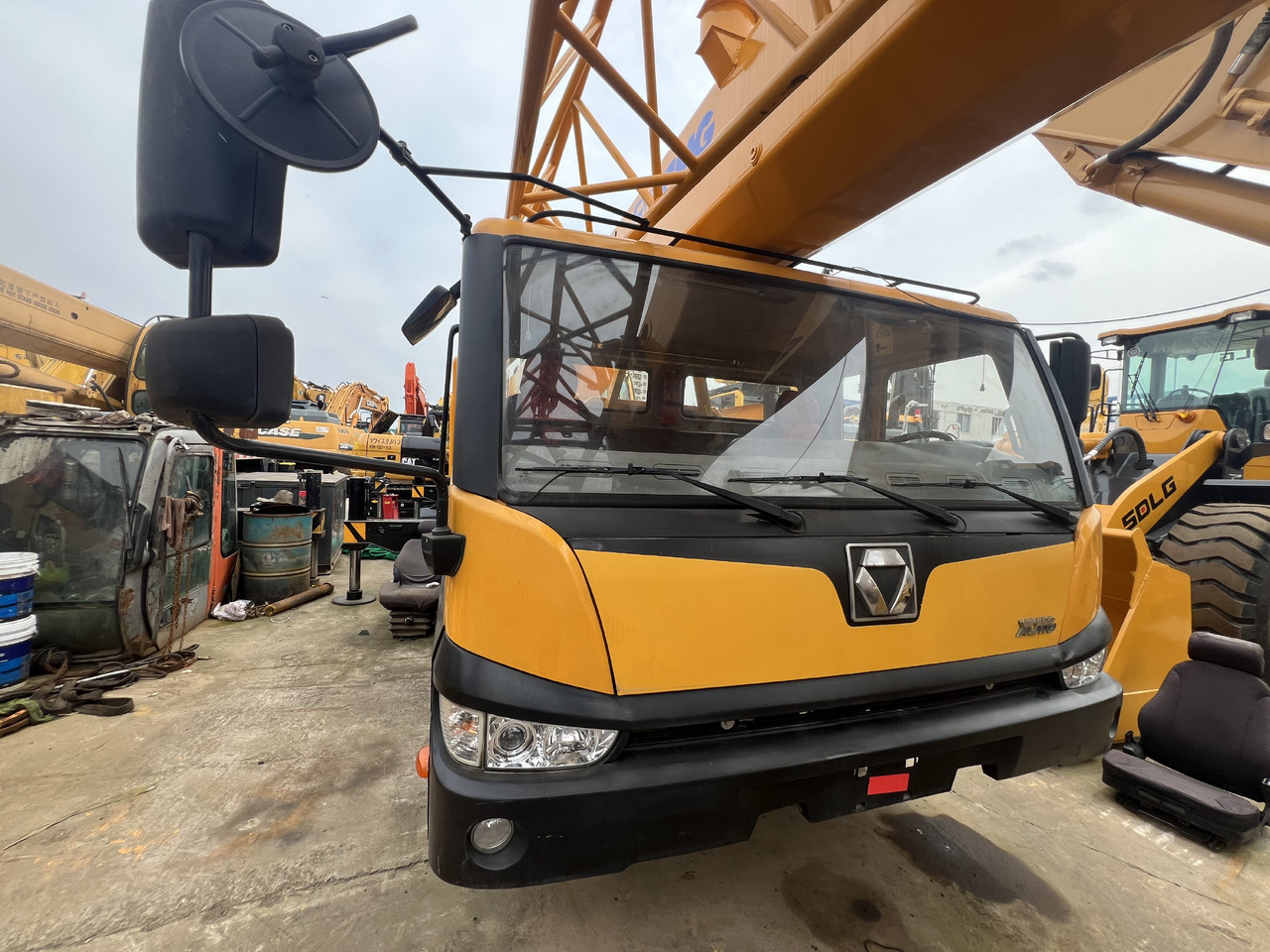 XCMG QY25K - Kran: slika 1 XCMG QY25K - Kran: slika 1