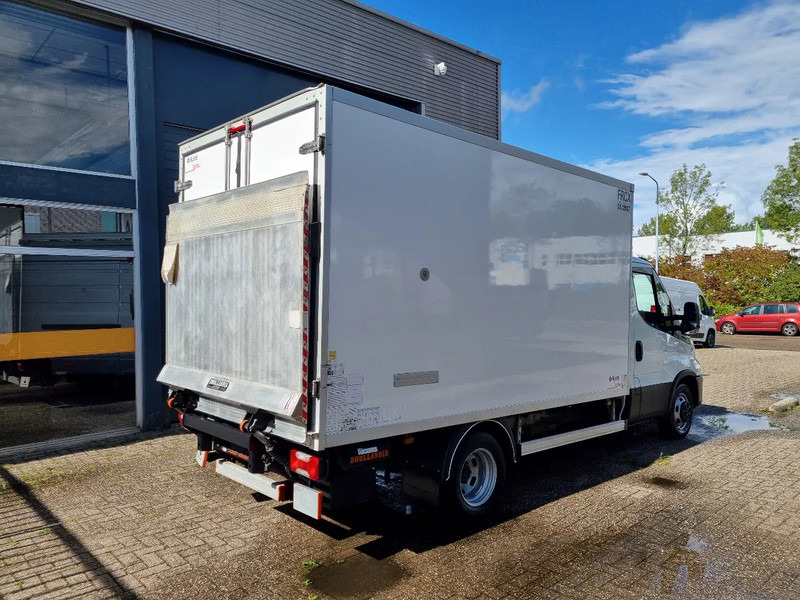 Iveco Daily 35C16 3.0D Koelkoffer LBW Xarios 350 st 230V Euro 6 - Dostavno vozilo hladnjača: slika 2 Iveco Daily 35C16 3.0D Koelkoffer LBW Xarios 350 st 230V Euro 6 - Dostavno vozilo hladnjača: slika 2