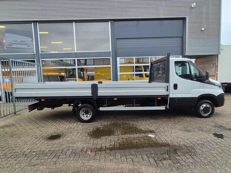 Iveco Daily 50C18 Pritsche 3.0D Euro 6 Hi-Matic GVW 3500 kg - Dostavno vozilo sa otvorenom sandukom: slika 4 Iveco Daily 50C18 Pritsche 3.0D Euro 6 Hi-Matic GVW 3500 kg - Dostavno vozilo sa otvorenom sandukom: slika 4