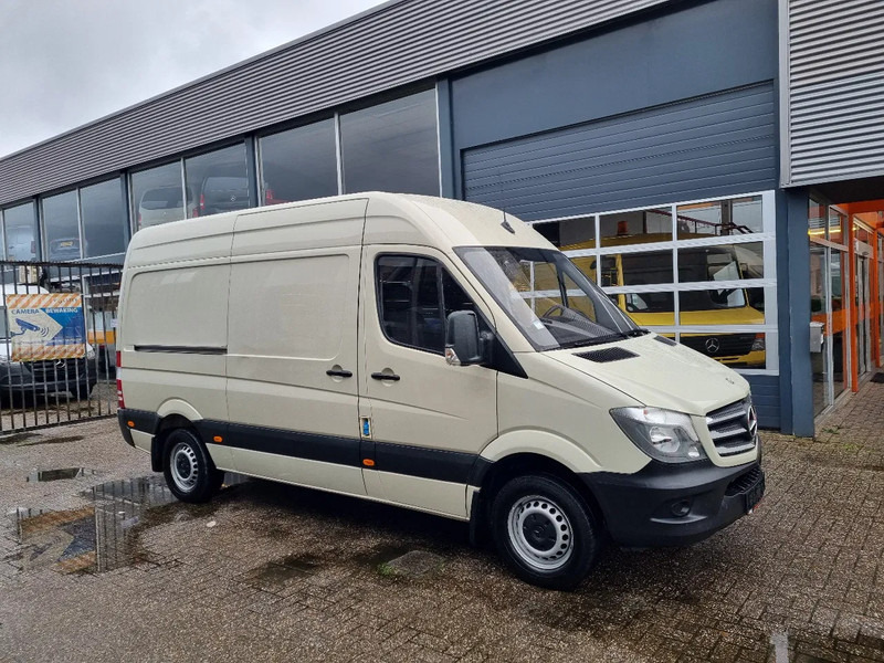 Mercedes-Benz Sprinter 311 CDI L2H2 EURO 6 2.2 CDI RWD - Furgon: slika 1 Mercedes-Benz Sprinter 311 CDI L2H2 EURO 6 2.2 CDI RWD - Furgon: slika 1