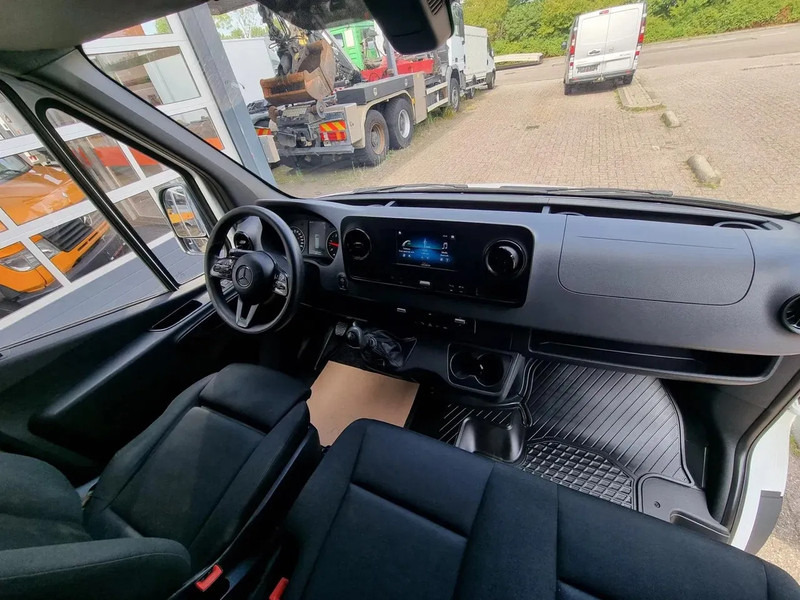 Mercedes-Benz Sprinter 315 CDI L3H2/ Airco/ Navi/ Xenon - Mali kombi: slika 5 Mercedes-Benz Sprinter 315 CDI L3H2/ Airco/ Navi/ Xenon - Mali kombi: slika 5
