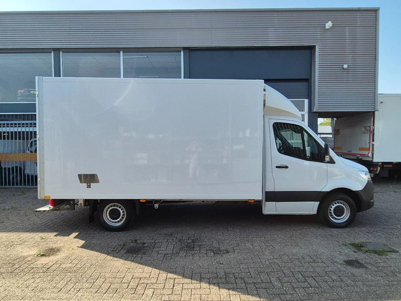 Mercedes-Benz Sprinter 316 CDI Kuhlkoffer Thermoking V300MAX st 230V Euro 6D (4) - Dostavno vozilo hladnjača: slika 2 Mercedes-Benz Sprinter 316 CDI Kuhlkoffer Thermoking V300MAX st 230V Euro 6D (4) - Dostavno vozilo hladnjača: slika 2