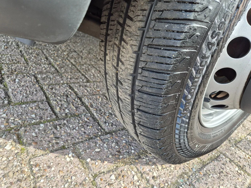 Dostavno vozilo sa zatvorenim sandukom Mercedes-Benz Sprinter 516 CDI BE Clixtar/ Webasto/ 27 KUB/ Nutzlast 3.3T/ 073687: slika 18