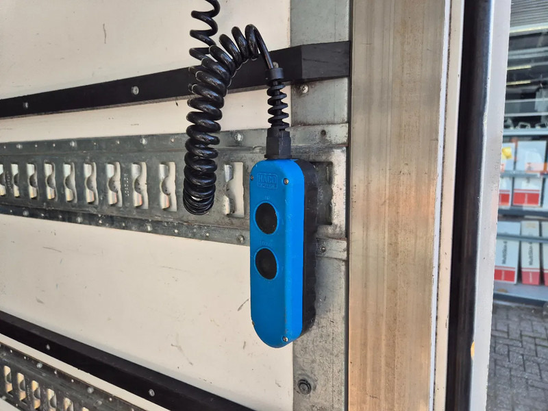 Dostavno vozilo sa zatvorenim sandukom Mercedes-Benz Sprinter 516 CDI BE Clixtar/ Webasto/ 27 KUB/ Nutzlast 3.3T/ 073687: slika 16